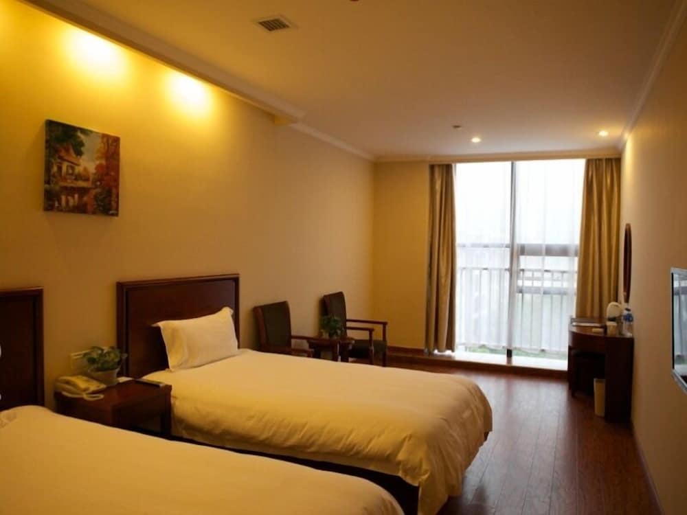 Superior Twin Room photo 3