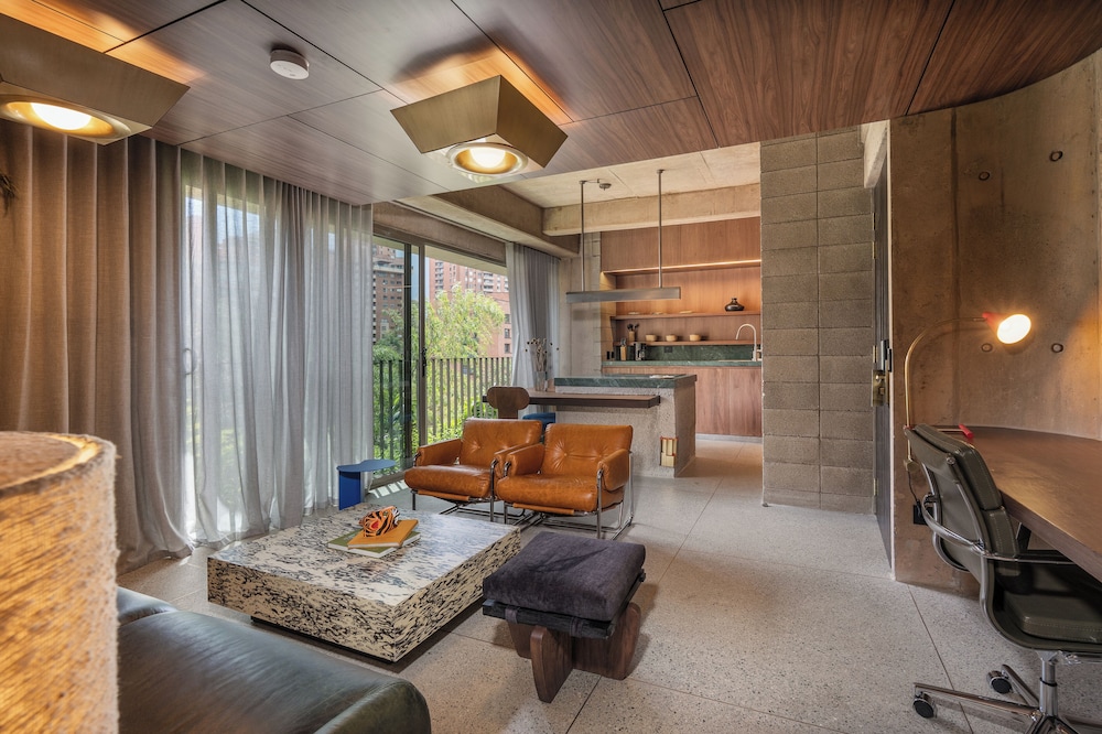City Studio Suite