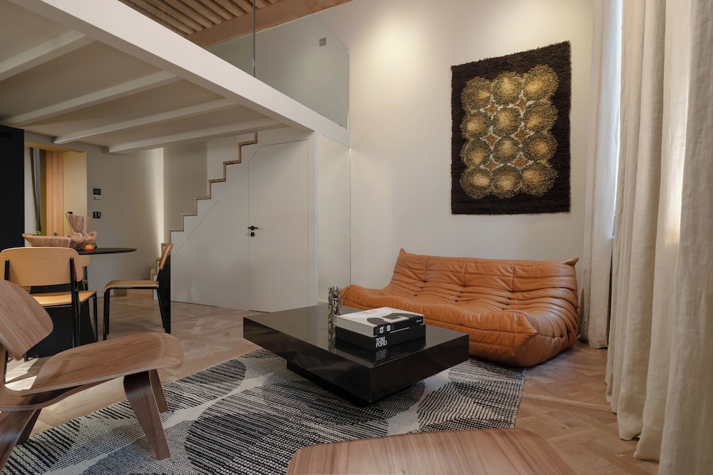 Suite Executive Opéra, 24 rue Serlin, 69002 Lyon photo 1