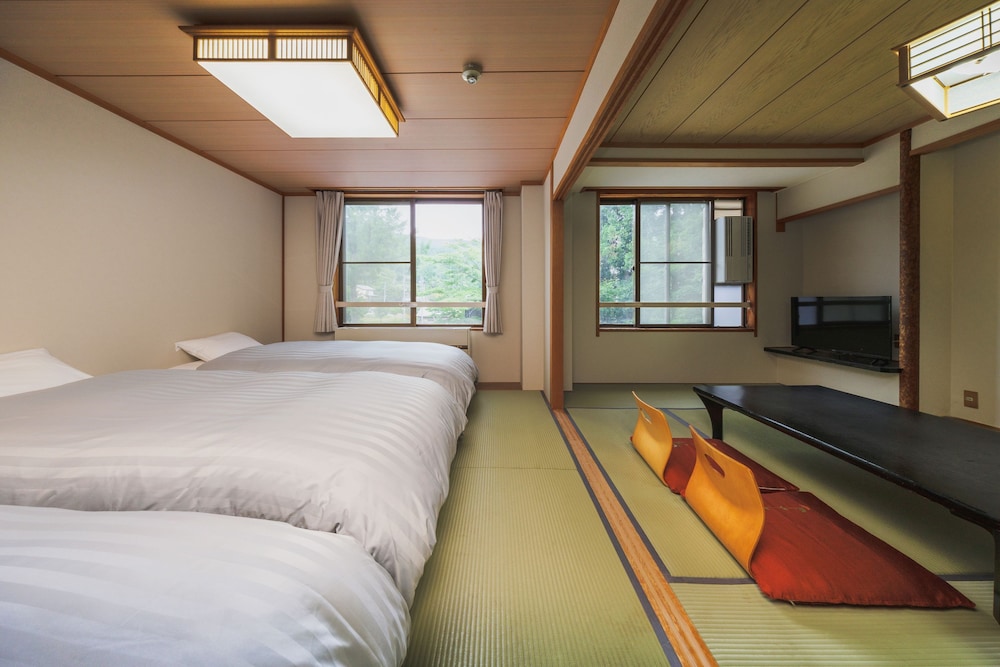 Superior Triple Room, Mountain View photo 1