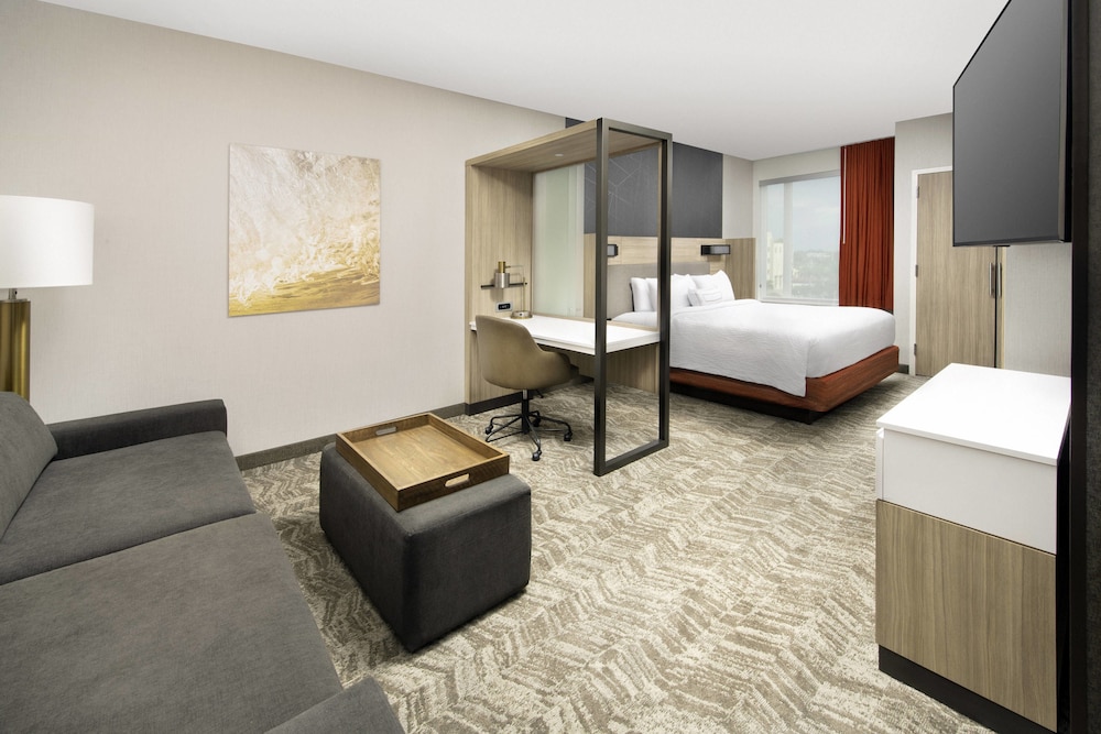 Suite, 1 King Bed, Harbor View photo 2