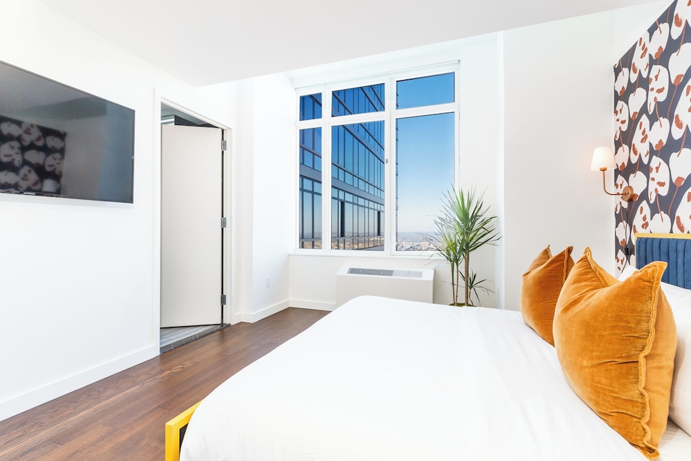 Signature Room