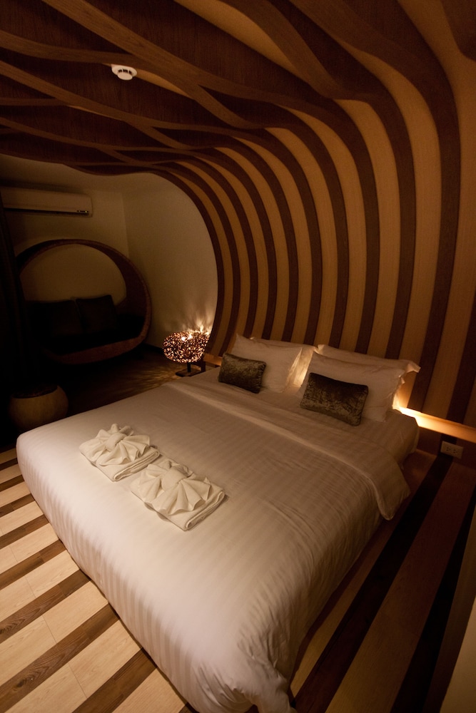 Silk Cocoon Studio - Photo 2