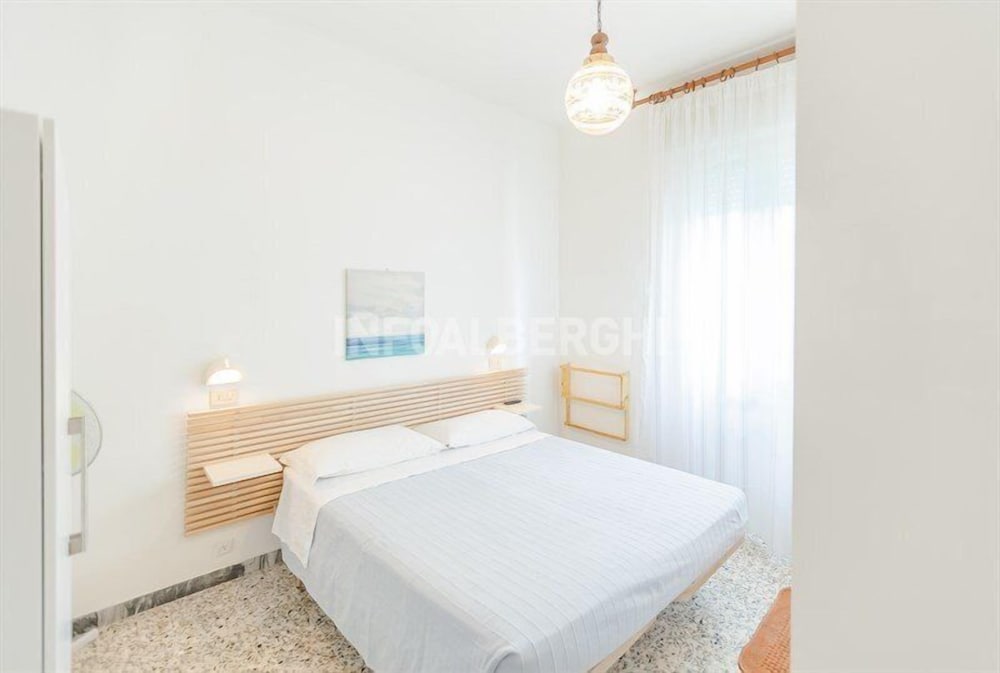 Basic Room, 1 Double Bed