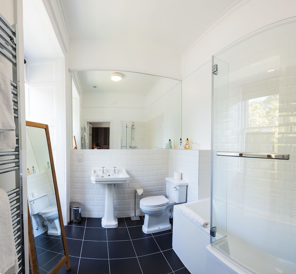 Classic Double Room, 1 Double Bed, Non Smoking, River View - Photo 5