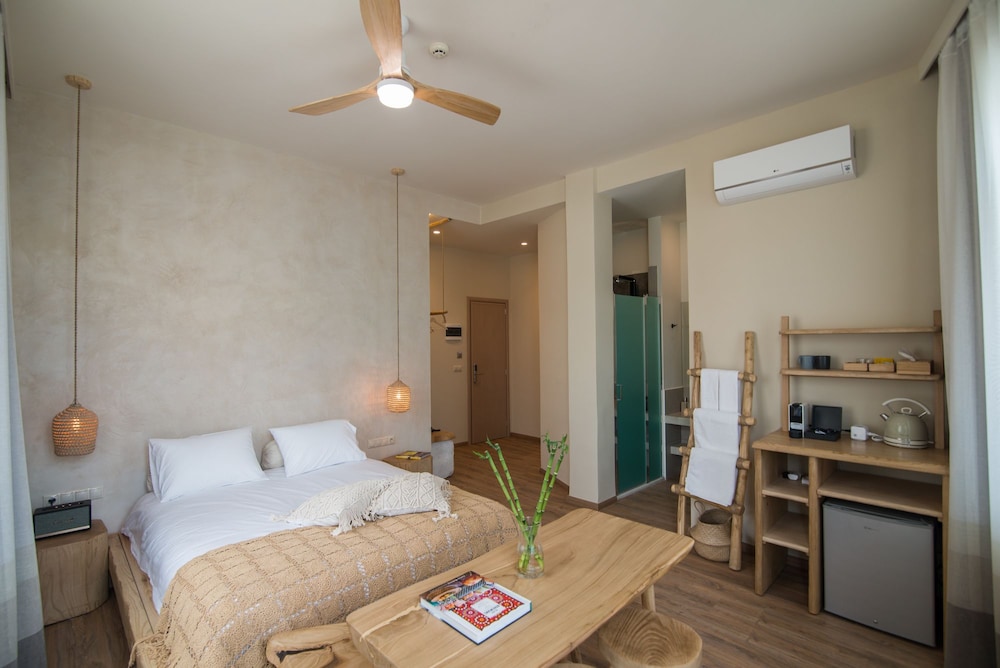 Suite, Balcony, City View (Smaragda) photo 3