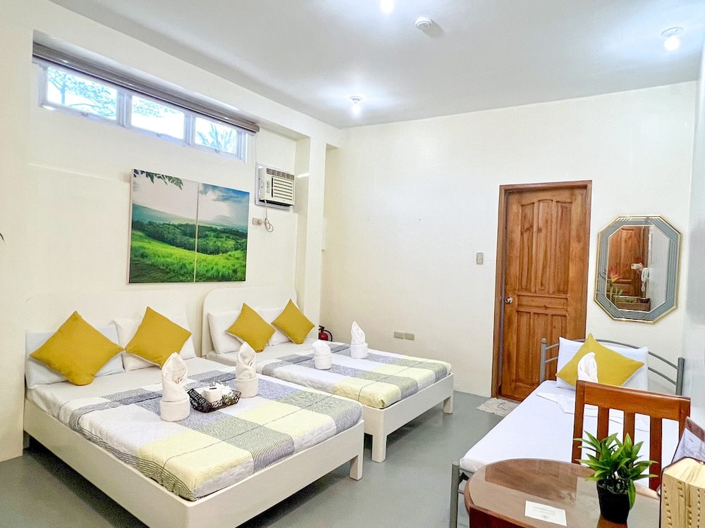 Family Room - Photo 1