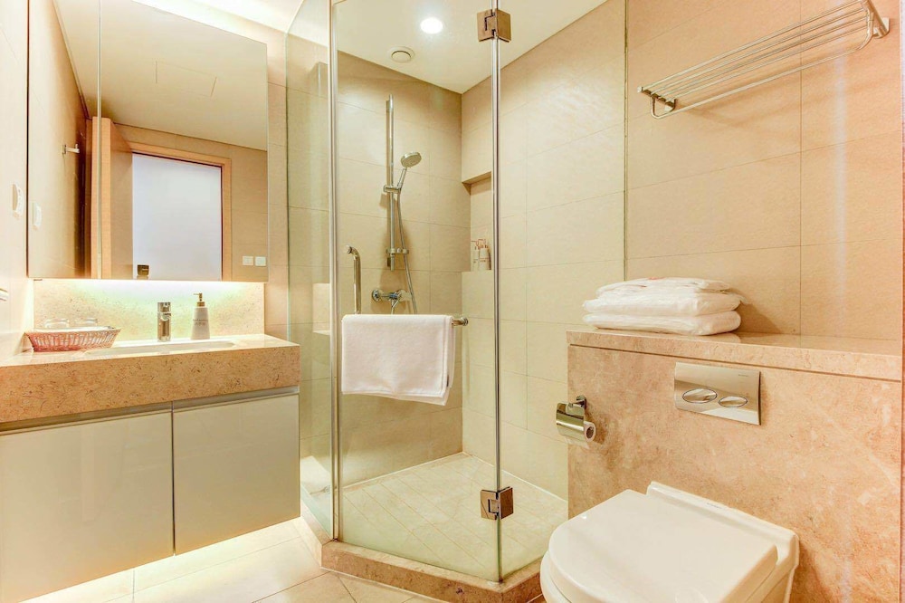 Comfort Suite, 2 Bedrooms (Chinese,Hongkong,Macau,Taiwan Guests) photo 3