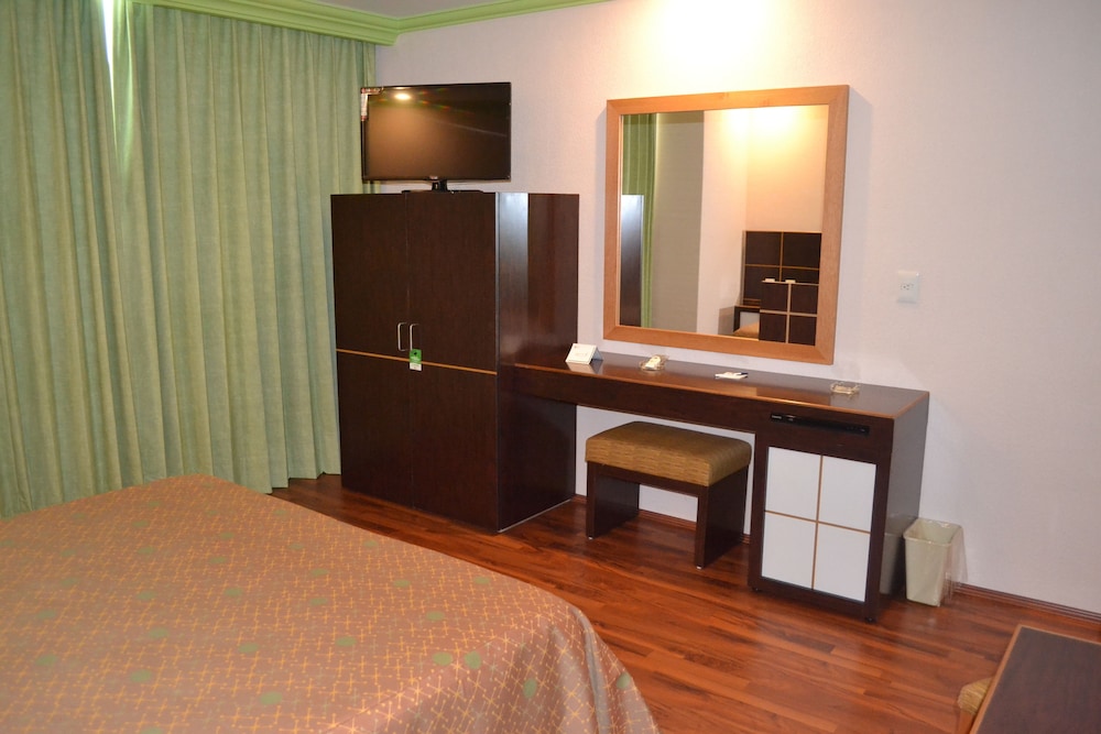 Junior Suite, Hot Tub photo 3