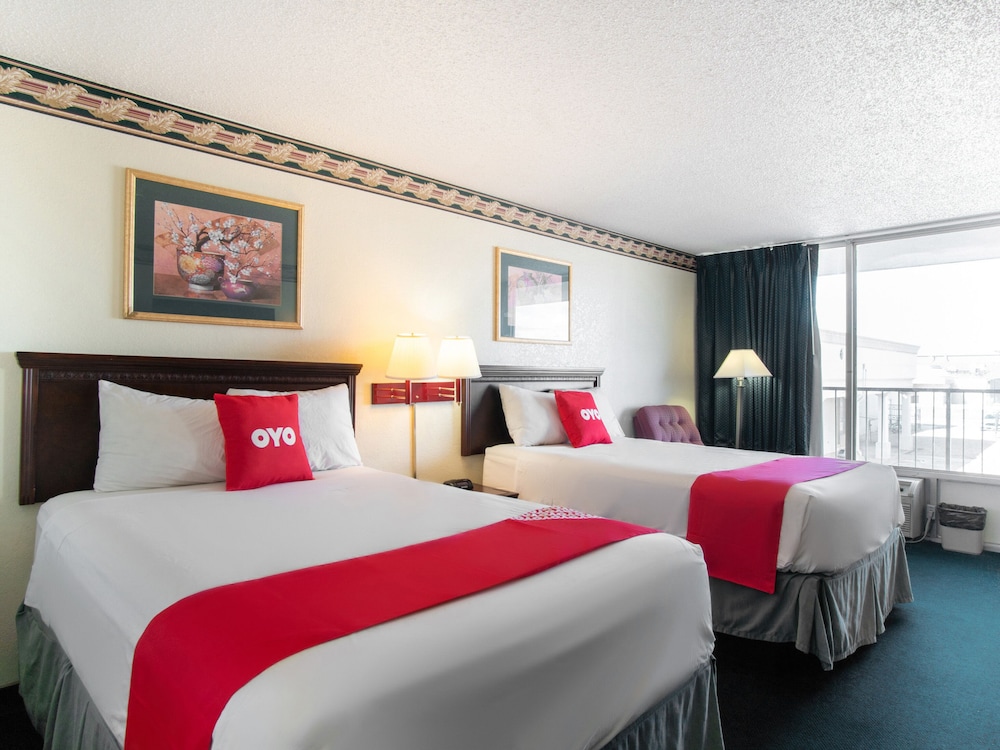 Room, 2 Double Beds, Smoking - Photo 1