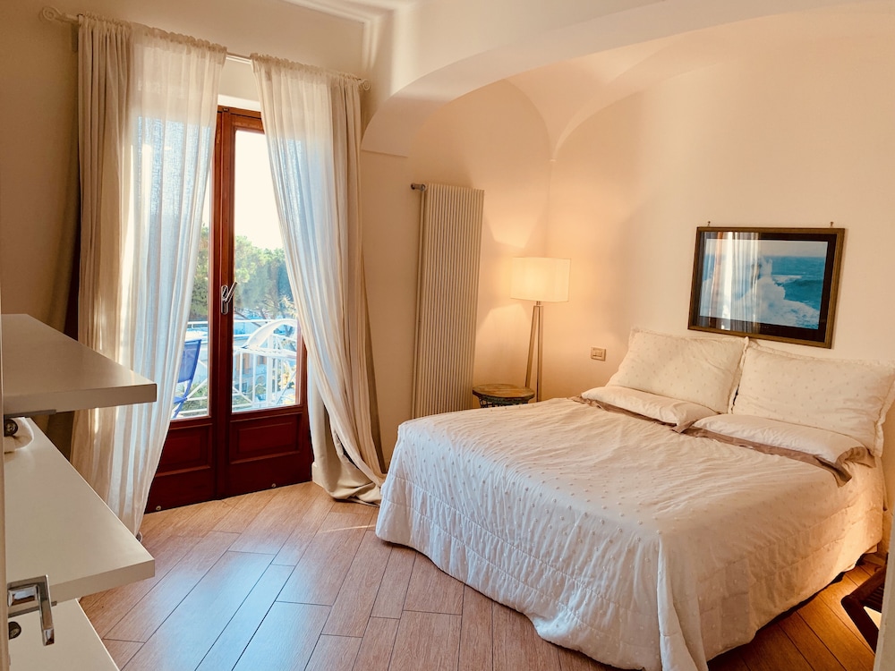 Deluxe Double or Twin Room, Balcony, Sea View