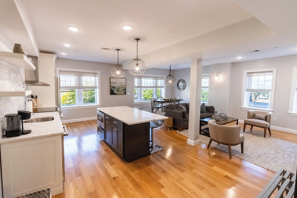 Unit 2 – Luxury Apartment, 3 Bedrooms photo 1
