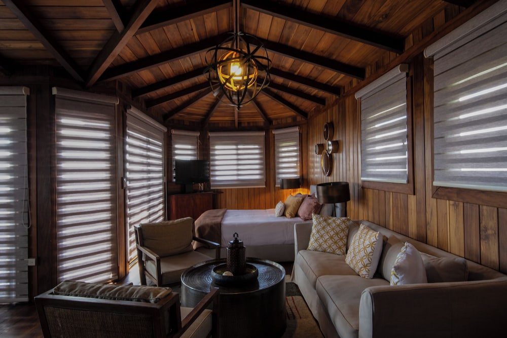 Luxury Tree House, Mountain View photo 1