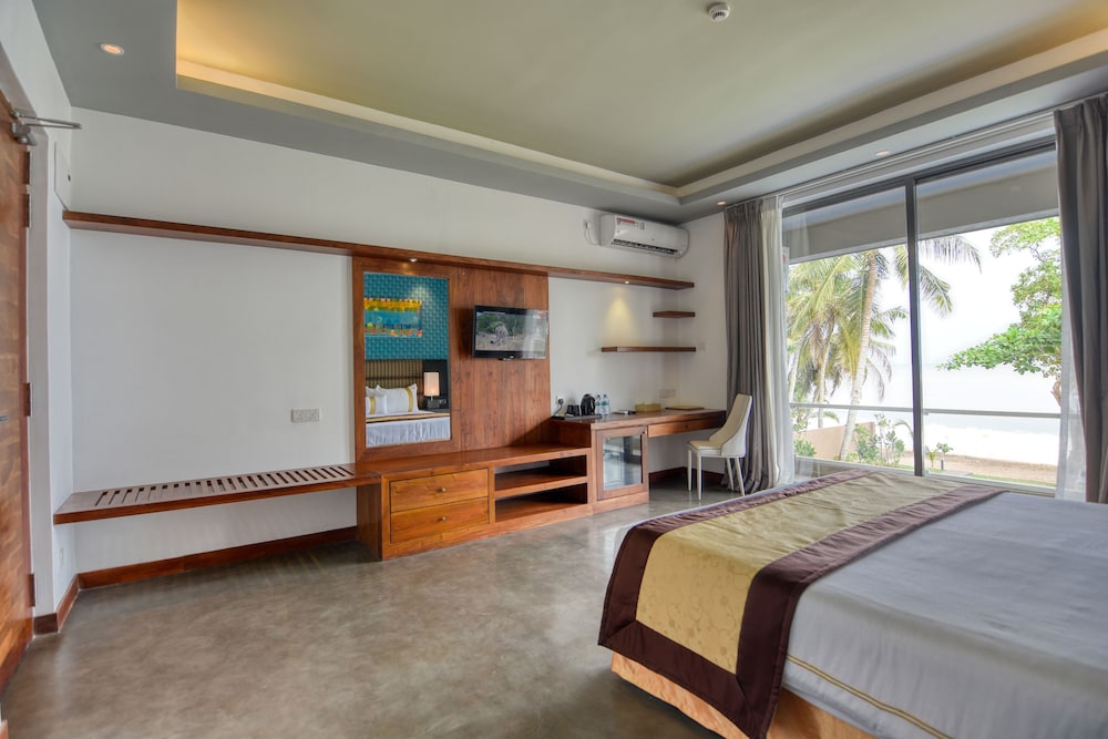 Deluxe Double Room, Non Smoking, Sea View - Photo 8