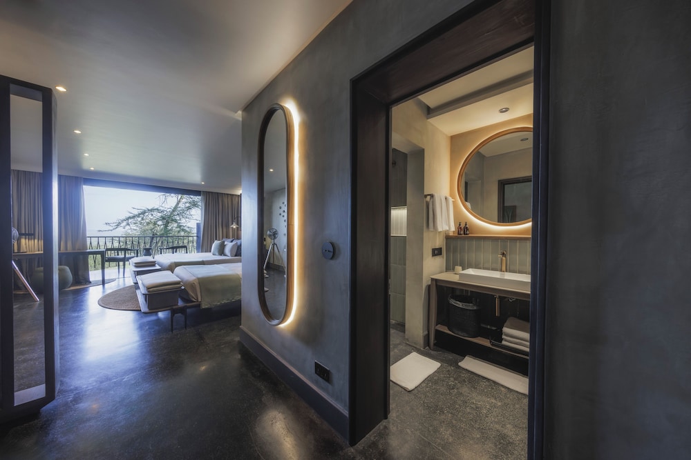 Luxury Twin Room, Balcony