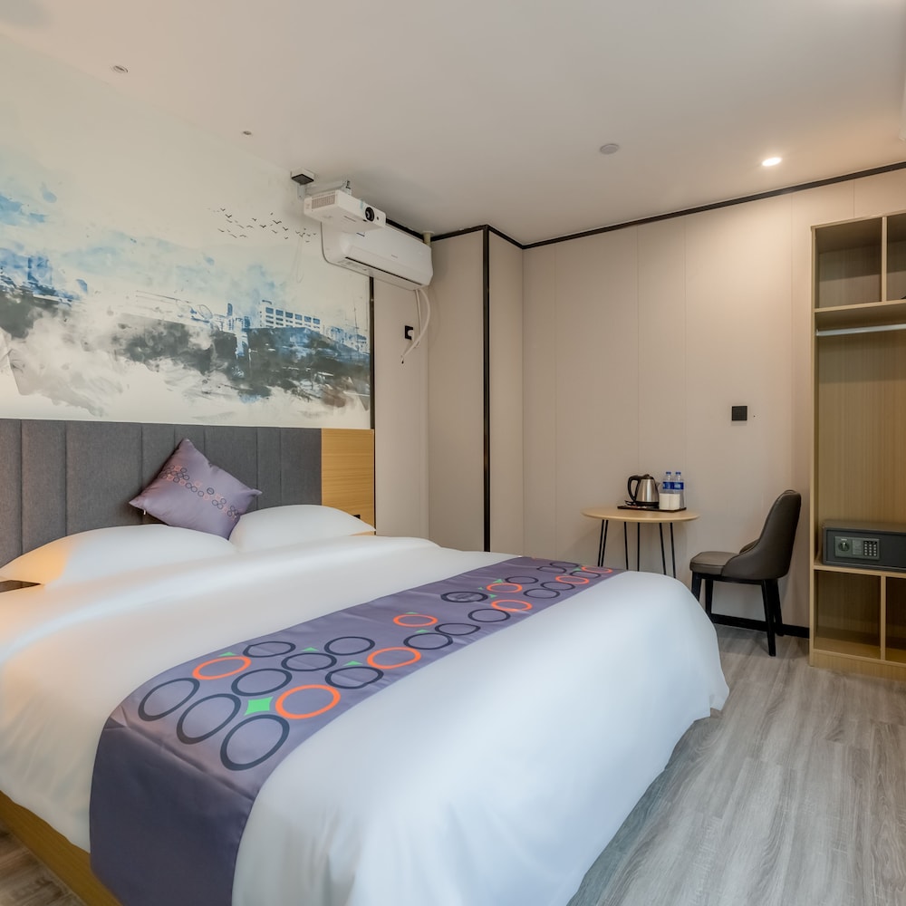 Signature Room