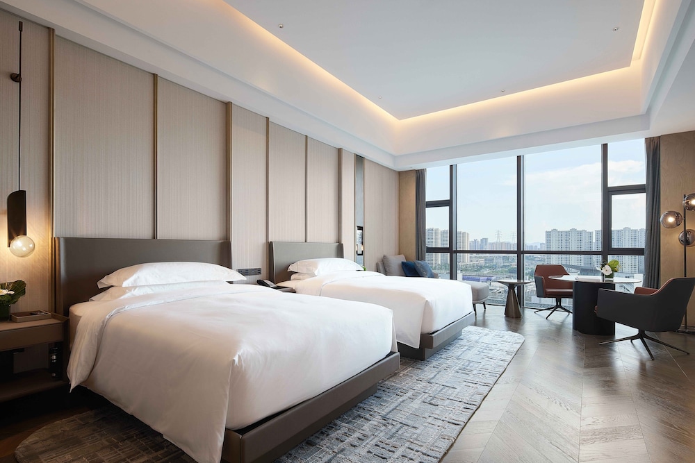 Classic Room, 2 Double Beds (Club Lounge Access) - Photo 3