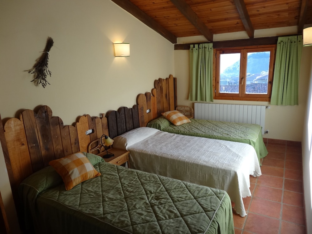 Triple Room, Private Bathroom (Primavera)