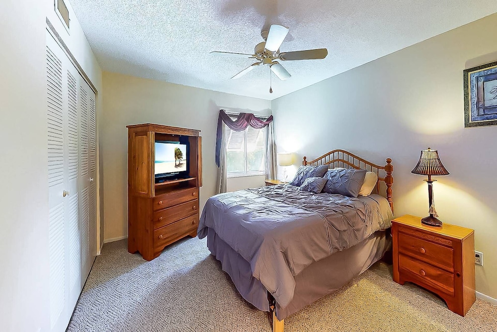 Condo (White Sands Near the Beach) photo 1