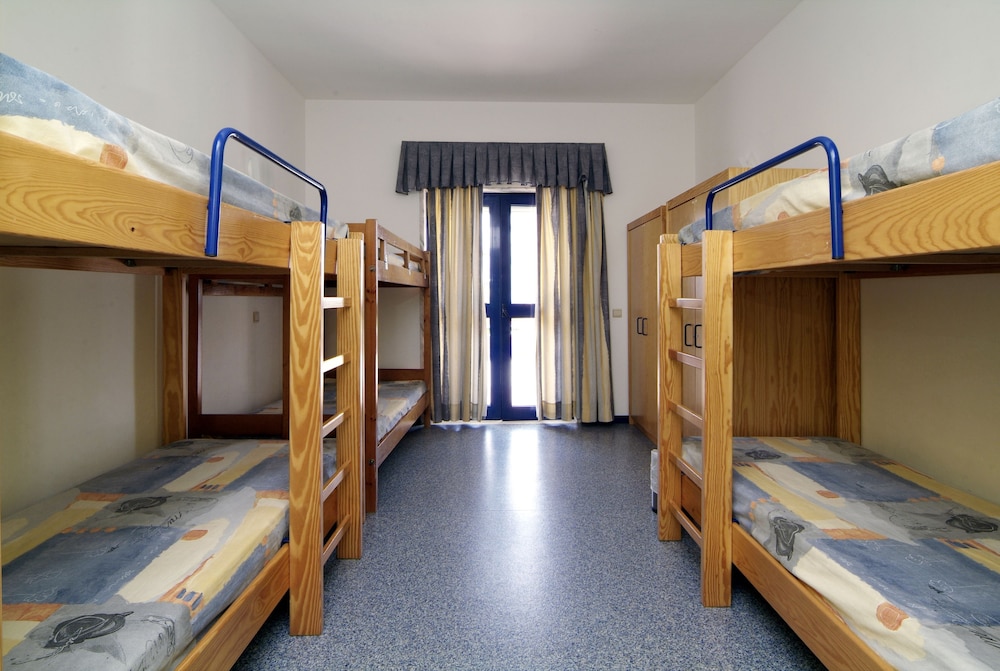 Shared Dormitory, Women only, Shared Bathroom (6 Beds) photo 2