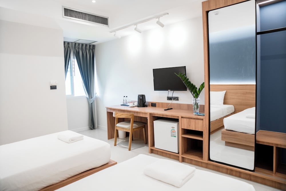 Superior Twin Room - Photo 3