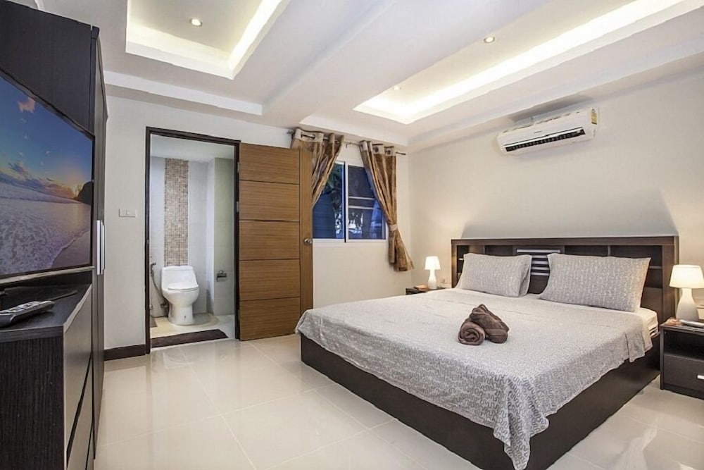 2-Bedroom Private Pool Villa photo 3