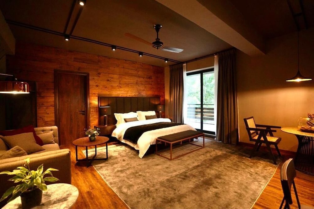 Penthouse photo 1