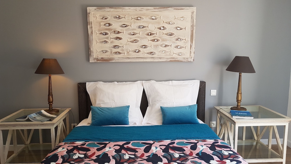 Double Room, Pool View (Bois de Santal) photo 1