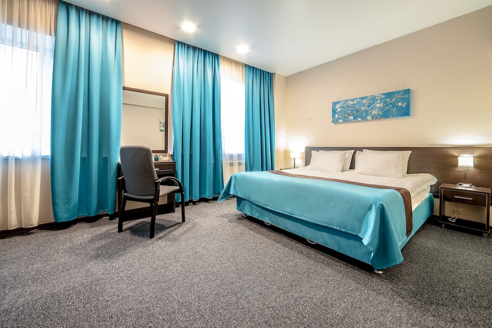 Three-room Grand Suite for 4 people photo 1