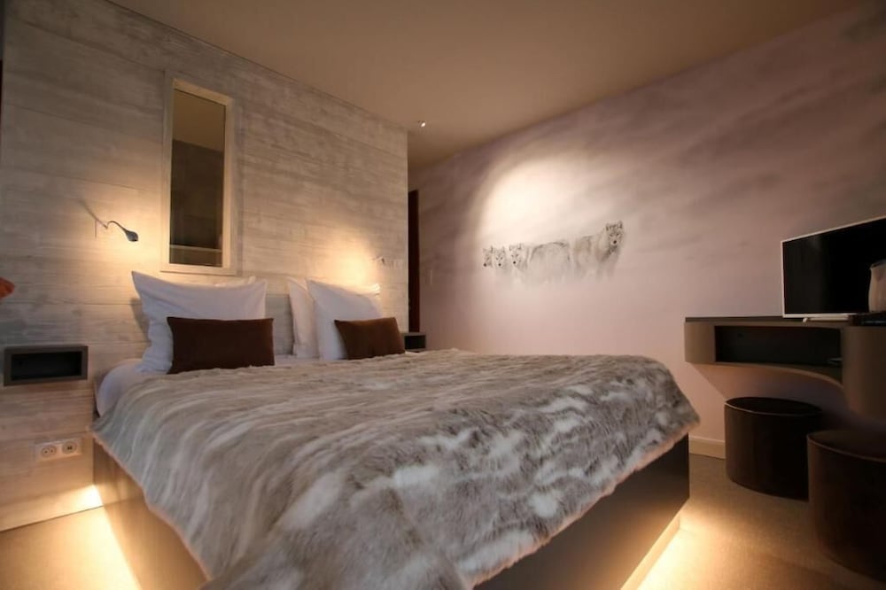 Signature Double Room, Garden View