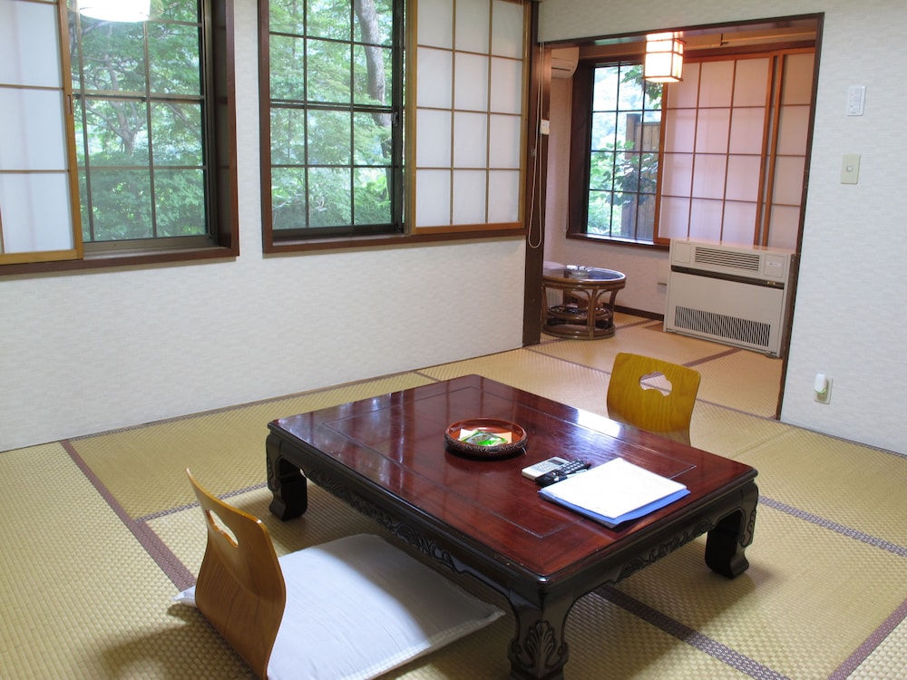 Standard Japanese Style Room, Mountain View photo 1