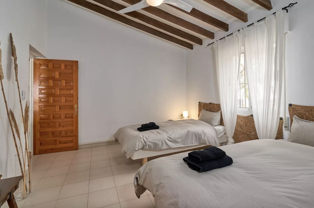 Villa Familiar