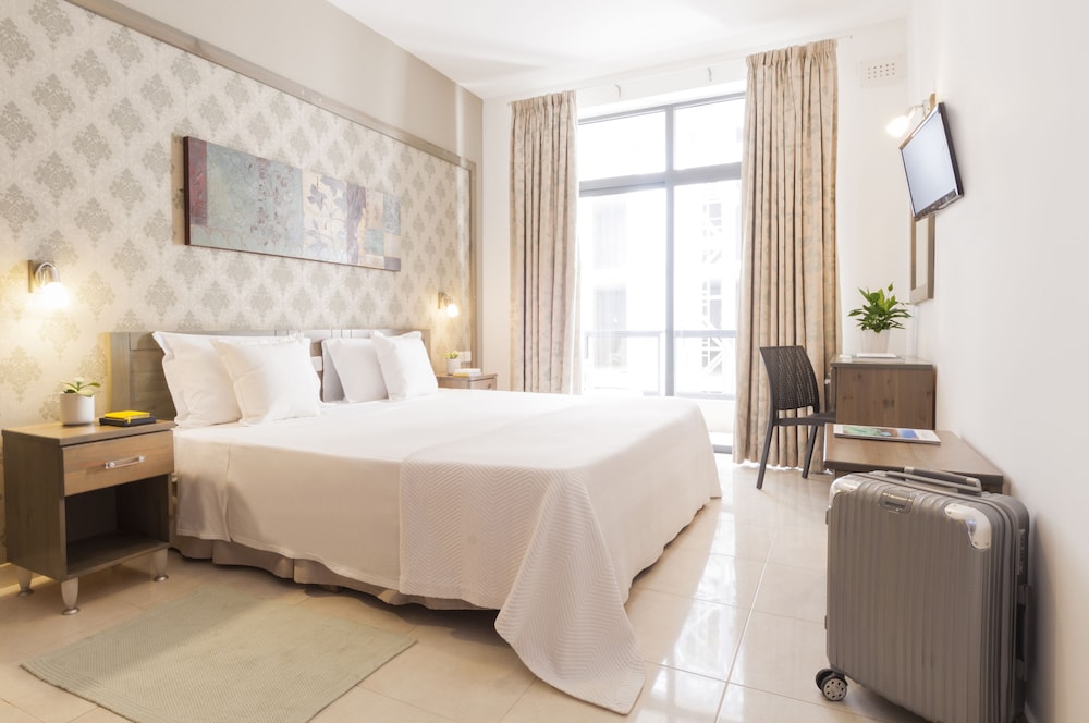 Deluxe Double or Twin Room, 1 King Bed
