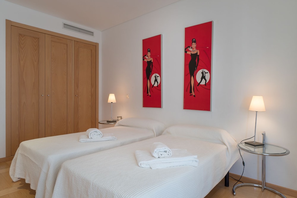 Apartment, 2 Bedrooms, Terrace, Garden View