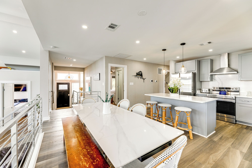House (6 Bedrooms) photo 3