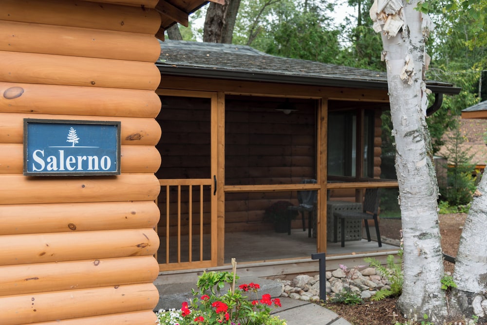 Salerno Cottage