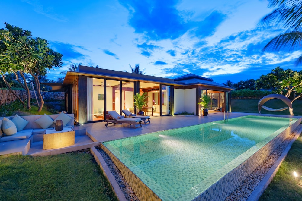 Two-Bedroom Ocean View Pool Villa - All Spa Inclusive photo 3