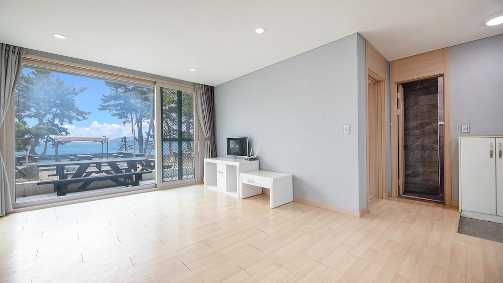 Basic Room, 1 Bedroom (Nusadua 101)