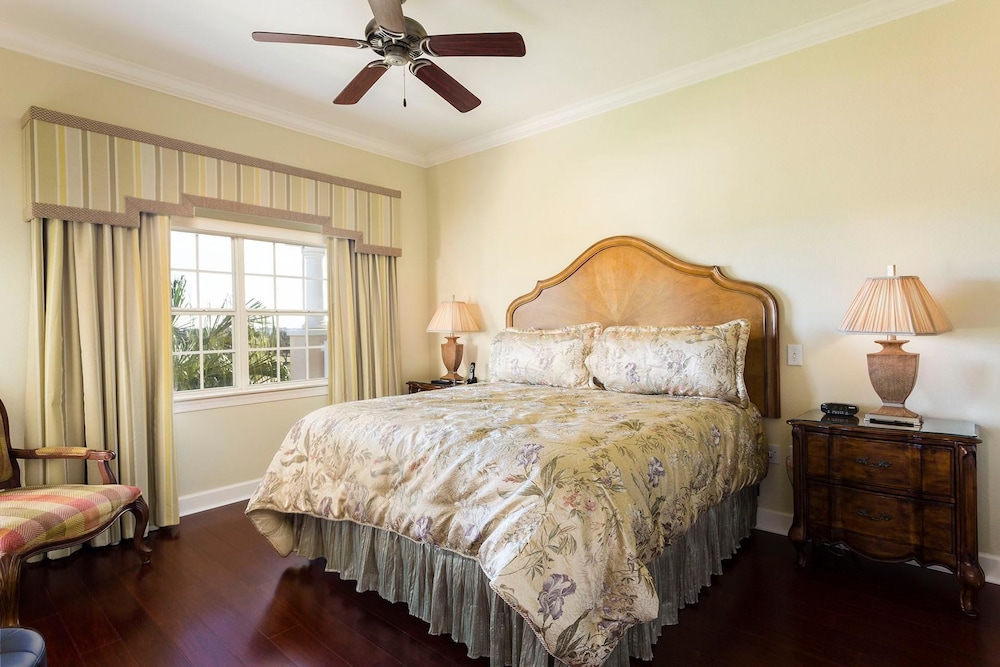 Family Condo, 3 Bedrooms, Golf View, Garden Area