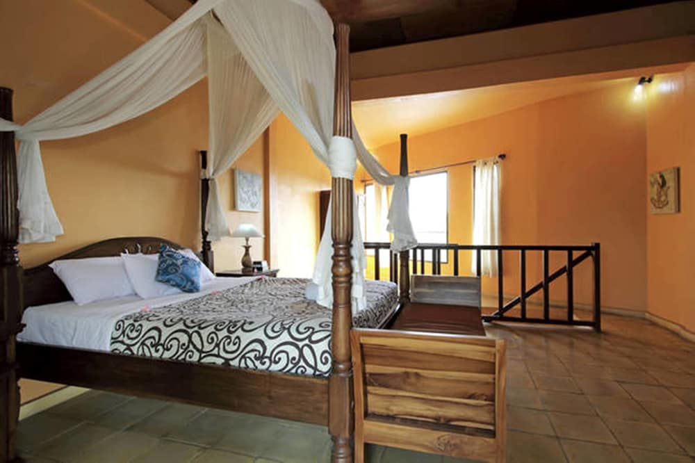 Deluxe Room, 1 Bedroom, Pool View photo 3
