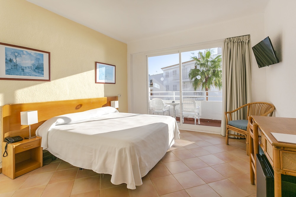 Double Room, Balcony - Photo 1