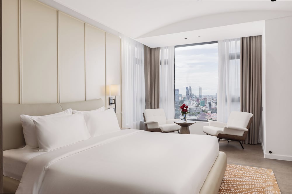 Signature Penthouse, Balcony, City View