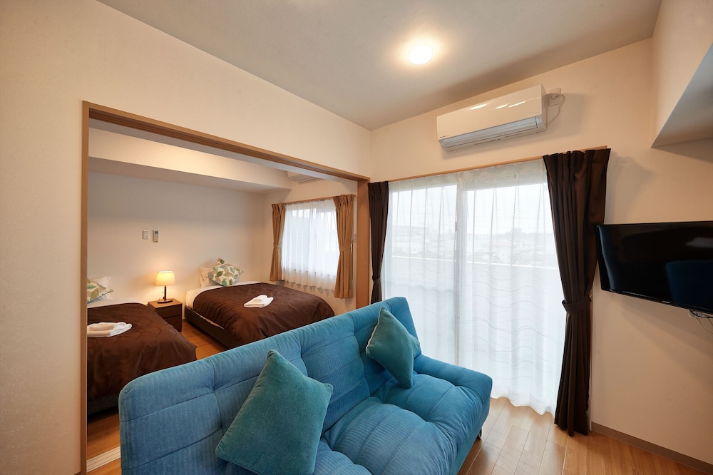 Twin Room - Photo 6