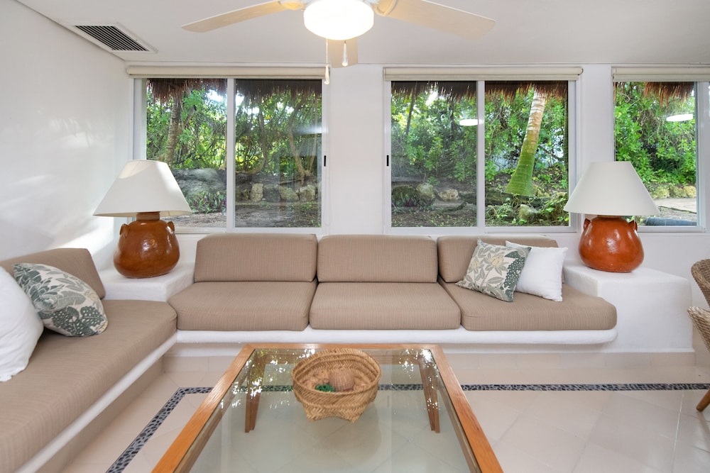 Standard Suite, 2 Bedrooms - Photo 2