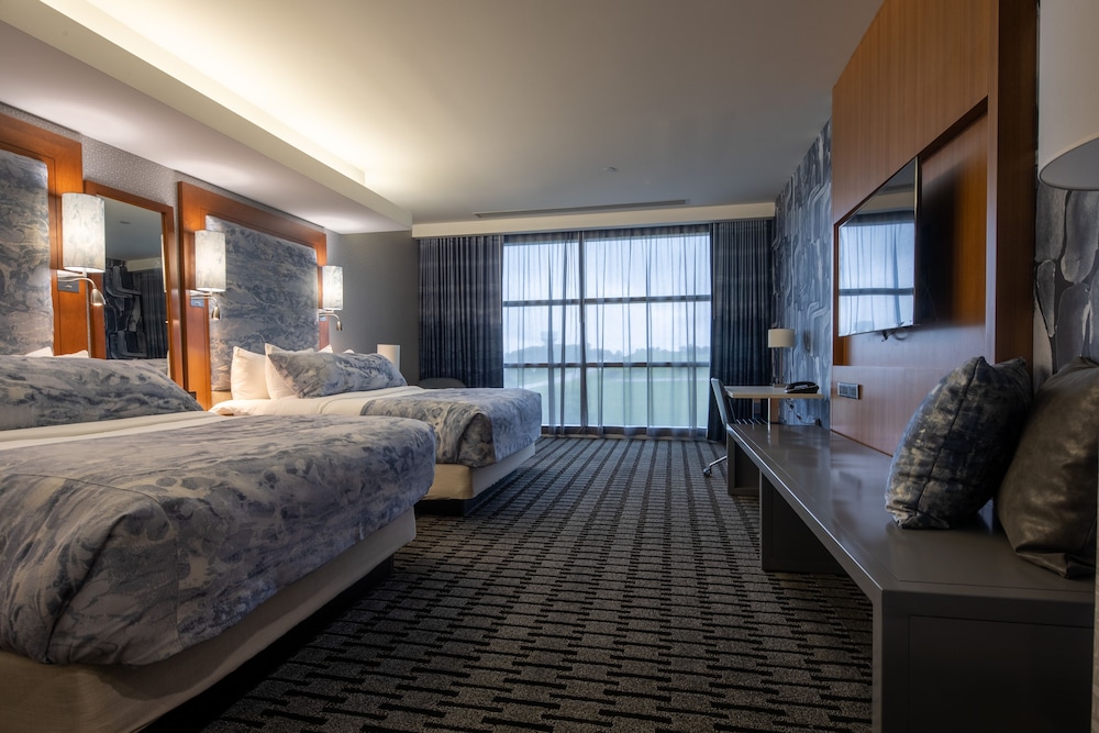 Deluxe Room, 2 Queen Beds