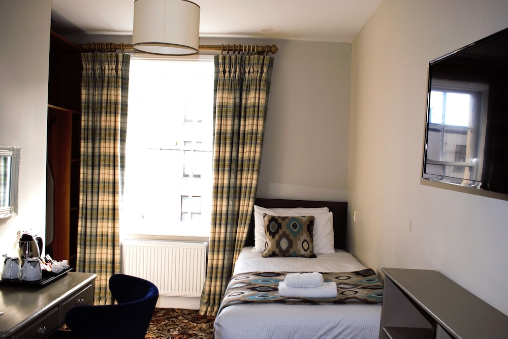 Standard Quadruple Room photo 2