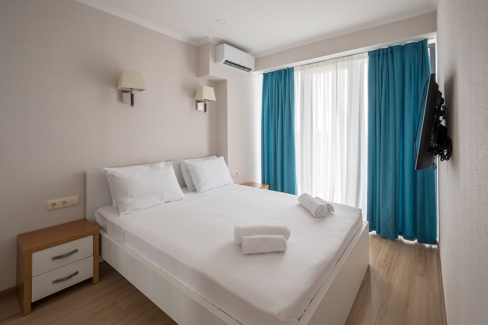 Deluxe Double Room, Sea View - Photo 11