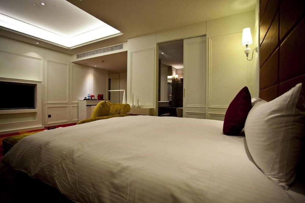 Deluxe Double Room photo 2