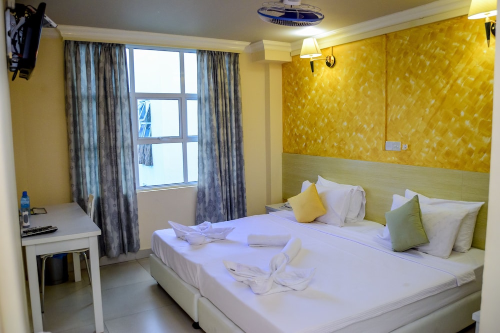 Deluxe King Room photo 3