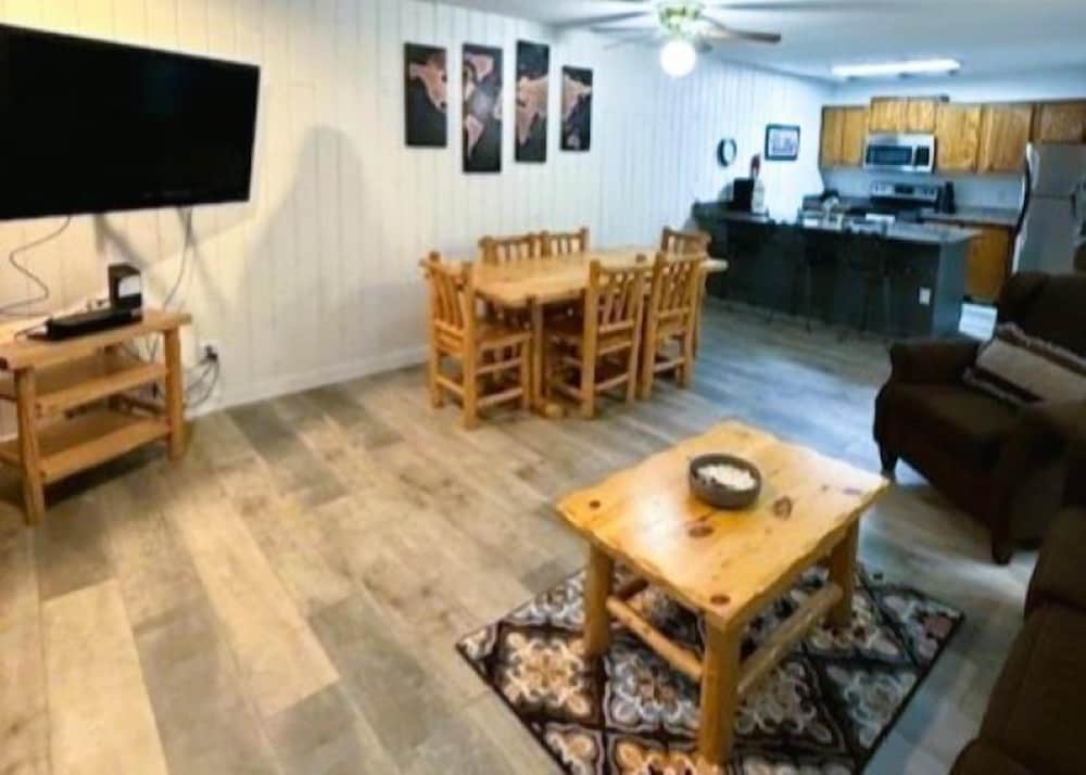 Deluxe Condo